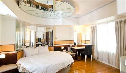 Fudi Hotel Тайчжун Екстер'єр фото